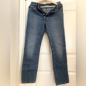 Levi’s Original Women’s 501 Button Fly straight leg 100% cotton W28L30.